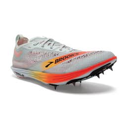 Josh Kerr ran the race in the Brooks Hyperion Elite LD set to be released in the UK in 2024