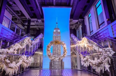 Most Wonderful Time of the Year: Empire State Building Announces Fan-Favorite Holiday Programs to Include 20th Anniversary Elf Activations, Classic Holiday Décor, Festive Pop-Ups, Special Lightings and More (Photo: Business Wire)