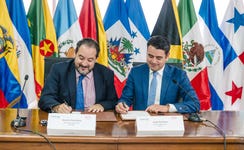 BYD and OLADE Form Strategic Partnership (Left: Executive Secretary of OLADE, Andrés Rebolledo Smitmans; Right: Country Manager of BYD Ecuador, Jorge Burbano) (Photo: Business Wire)