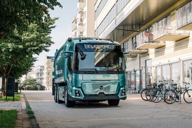 Volvo Trucks has launched its first-ever model developed only with electric drive – the new Volvo FM Low Entry