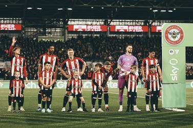 Brentford FC with Bromleians FC’s U12 team mascots