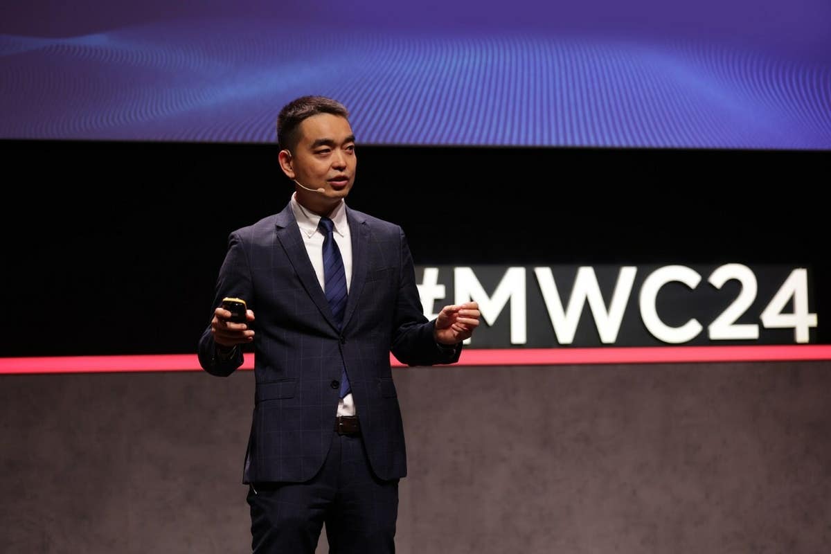 MWC 2024 | Huawei Launches the World's First 5.5G Intelligent Core ...