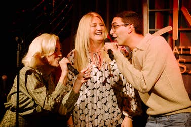 Pixie Lott joined on-stage by one lucky mum and son at surprise Mother’s Day set at PizzaExpress Live in Chelsea, London.