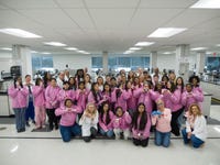 Students from Lewisville High School – Harmon Campus (Texas, U.S.A.) celebrating the International Day of Women and Girls in Science at Mary Kay's global Richard R. Rogers Manufacturing and Research & Development Center (Photo Credit: Mary Kay Inc.)