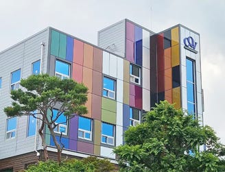 Colored Building-Integrated Photovoltaic modules developed by CQV, a subsidiary of GNMI.