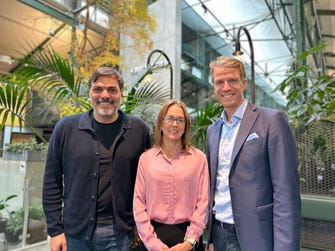 From left to right: Alberto Méndez Rebollo, CEO of Plexigrid; Linda-Maria Wadman, CCO of Plexigrid; Peter Tornberg, COO of Plexigrid.