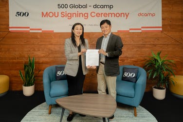 Signing ceremony held at 500 Global’s Palo Alto headquarters on August 28, 2025, featuring Christine Tsai and Younghoon Park