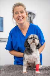 VetPartners vet Lisa Flood with Mabel.