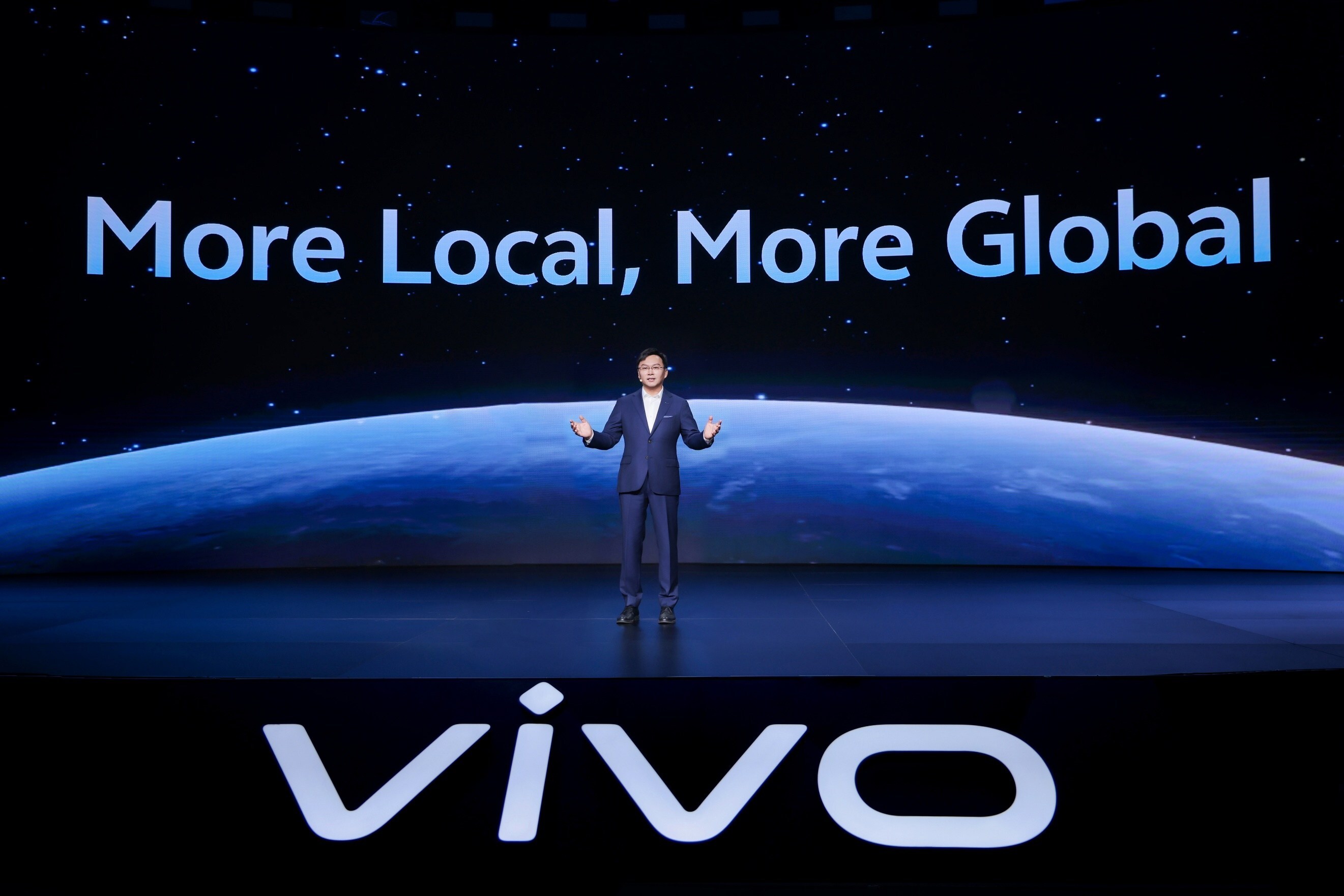 vivo Unveils OriginOS Globally, Defining Smoothness Mastery for