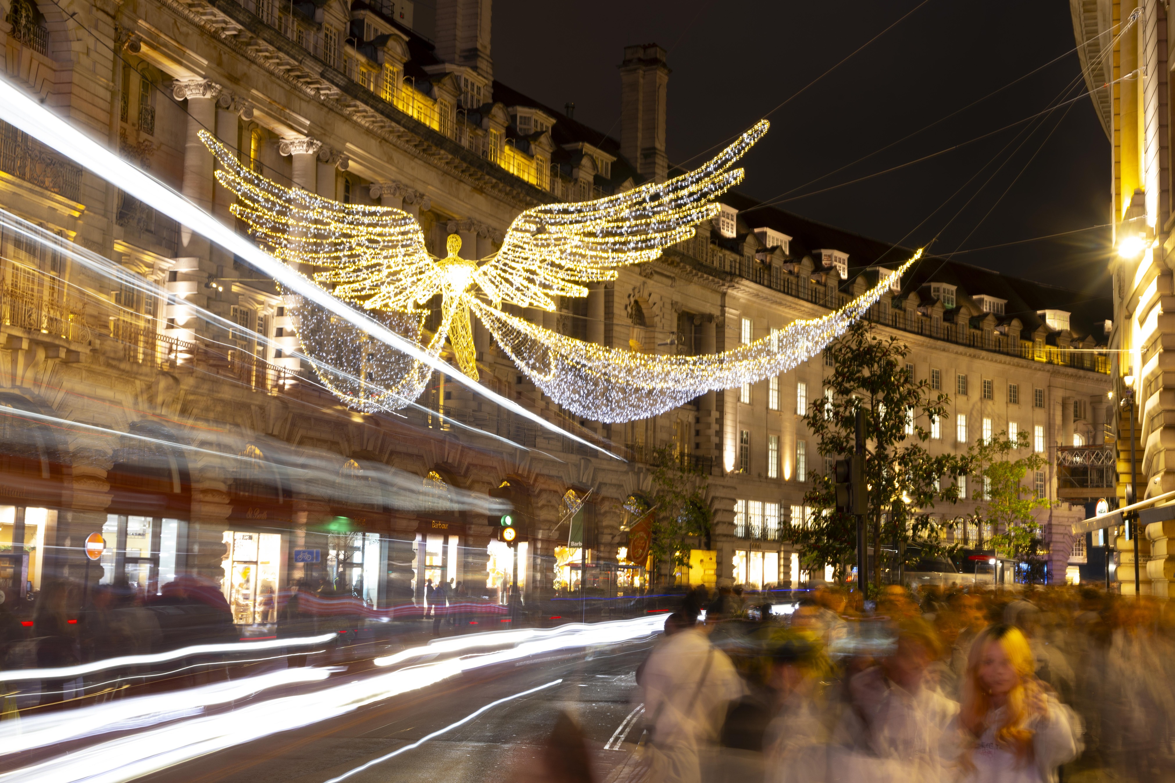 London's West End sparkles as 'The Spirit of Christmas' lights return, image size:4042x2696