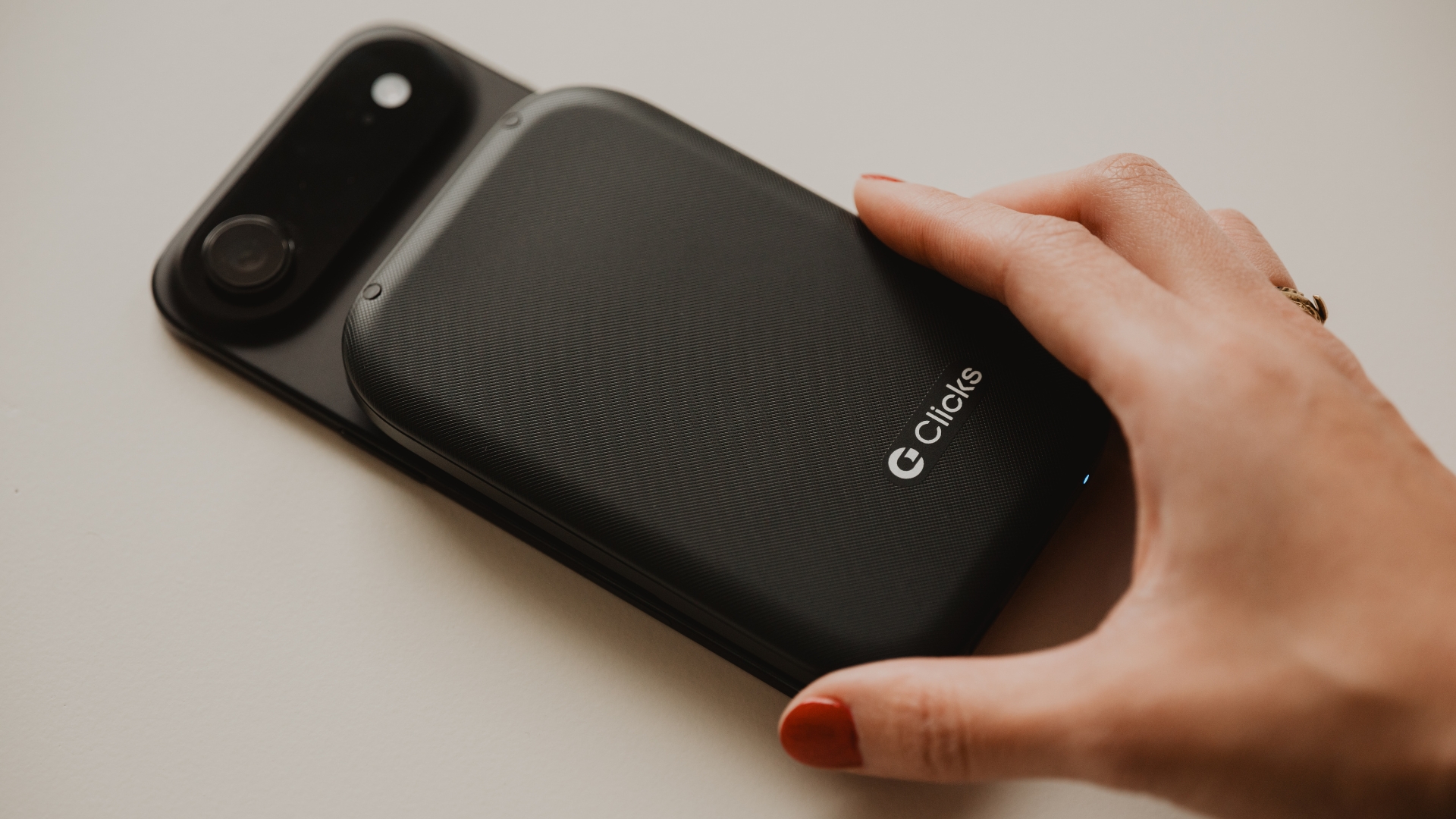 Clicks Debuts Power Keyboard, a Pocket Keyboard Designed For Smart