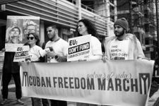 Cubans from across the United States gathered yesterday in Washington, D.C., outside the Delegation of the European Union, to denounce the EU’s role in financing Cuba’s communist state. The demonstration featured leading Cuban opposition groups including the Assembly of the Cuban Resistance and Cuban Freedom March along with former Cuban political prisoners, Veterans of the Bay of Pigs, Florida State Senator Alexis Calatayud, Miss Universe Cuba 2025 Lina Luaces, and television personality Lili Estefan. Photo: Assembly of the Cuban Resistance.