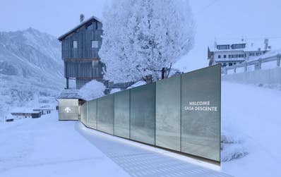 PR Newswire associated0