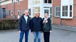 Jens Legarth (CEO), Rikke Matthiesen (CSO), and Torbjørn Tyndkjær-Thomsen (Food & Process Developer) at FERM FOOD’s new production facilities.