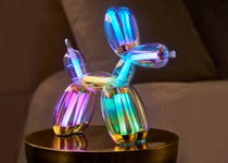 Balloon Dog Lamp Chromatic Gold — dynamic light effects