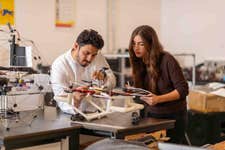 Presswire associated0