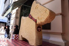 EDITORIAL USE ONLY General view of a Scottie Dog shortbread sculpture, made from more than 1,400 individual pieces, unveiled by Walker’s Shortbread at the Algonquin Hotel in New York City, USA, as part of New York City Tartan Week, sponsored by Walker’s Shortbread. Issue date: Sunday April 12, 2026. PA Photo.