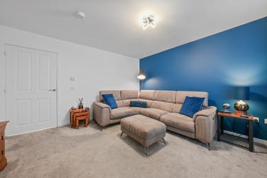 Darren “Dazza” Dowling launched the competition through Raffall.com earlier this year, giving people the chance to win either his three-bedroom Glasgow house mortgage-free or choose a £100,000 cash alternative instead.