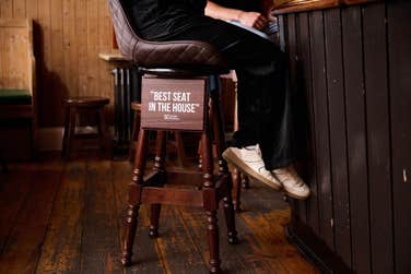 EDITORIAL USE ONLY Ray Parlour launches The Best Seat in the House with Simply Business at The Bricklayer’s Arms in Putney, a campaign encouraging people to visit their local pubs during this summer of football. Issue date: Tuesday June 16, 2026. PA Photo. Research commissioned by Simply Business reveals that approximately 1.1 million fewer people are expected to visit the pub during the football tournament due to the late kick-off times, with independent venues potentially missing out on an estimated £197m in revenue.