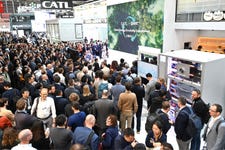 At The smarter E Europe 2026, around 2,800 exhibitors will demonstrate how a 24/7 renewable energy supply can be achieved. © Solar Promotion GmbH